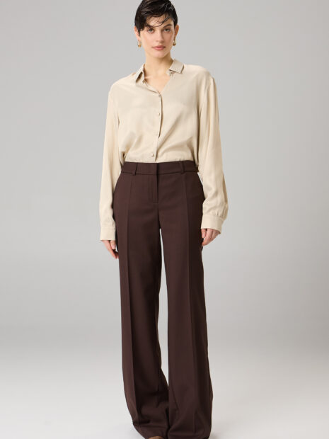 Брюки с разрезами